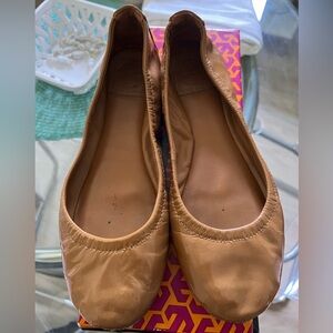 Tory Burch ballerina